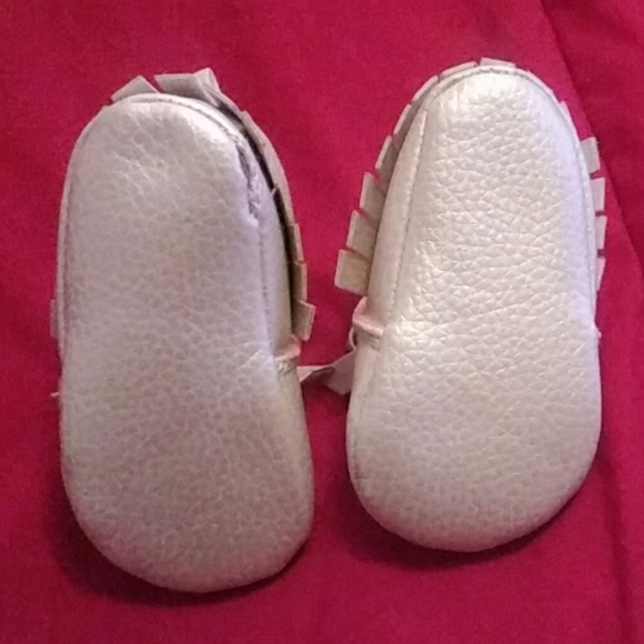 Baby Mocasins - Picture 2 of 4